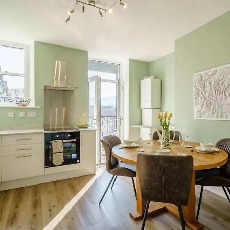 2 Bed In Oc-86843